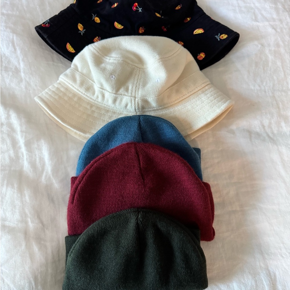Hat collection-2 bucket hat 3 beanies